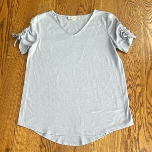 Pink Republic XS blue top